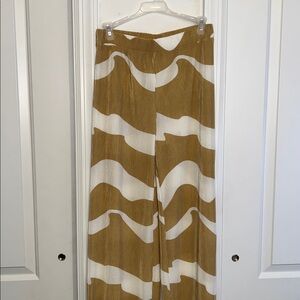 NWT Stylish Brown and White Patterned Pants